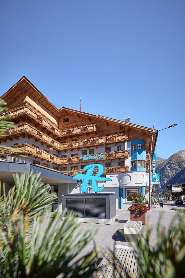 Riders In Hotel Solden Exterior photo